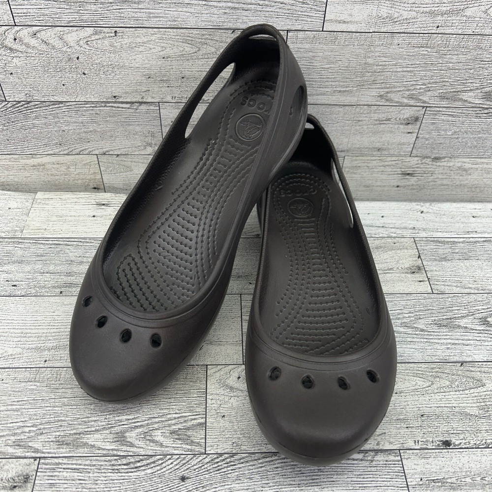 Crocs Kadee Brown Slip Resistant Slip On Lightweight Ballet Flats‎ Women Size 6